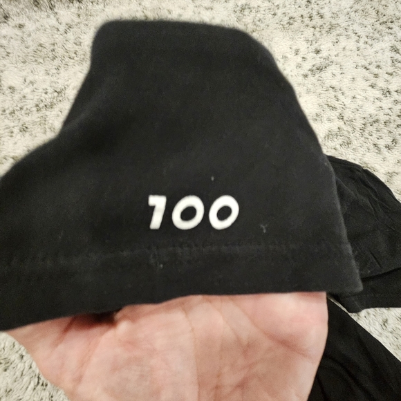 Peloton SZ M Black Short Sleeve T-Shirt White Spellout Boxy Crew Neck Cotton - Picture 6 of 7